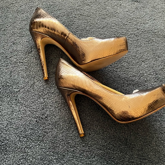 BCBGeneration Shoes - BCBG Generation BG-Padre heels